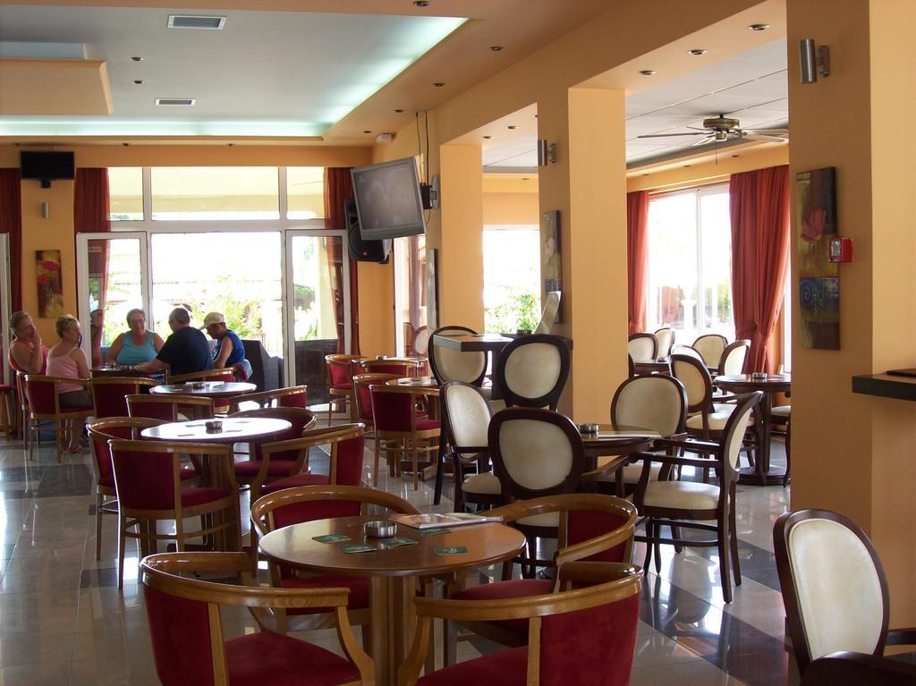 Thomas Bay Hotel Agios Stefanos Avliotes  Eksteriør bilde